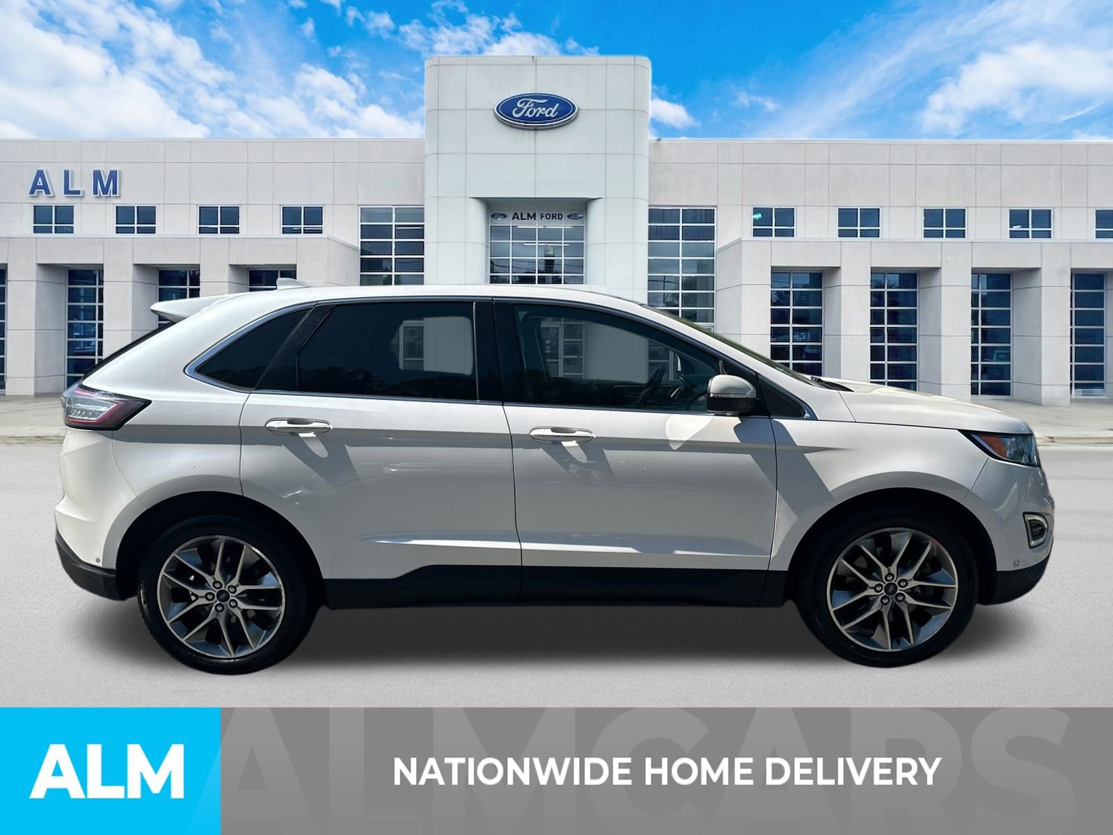 Used 2016 Ford Edge Titanium w/ Equipment Group 302A AWD/4WD image 4