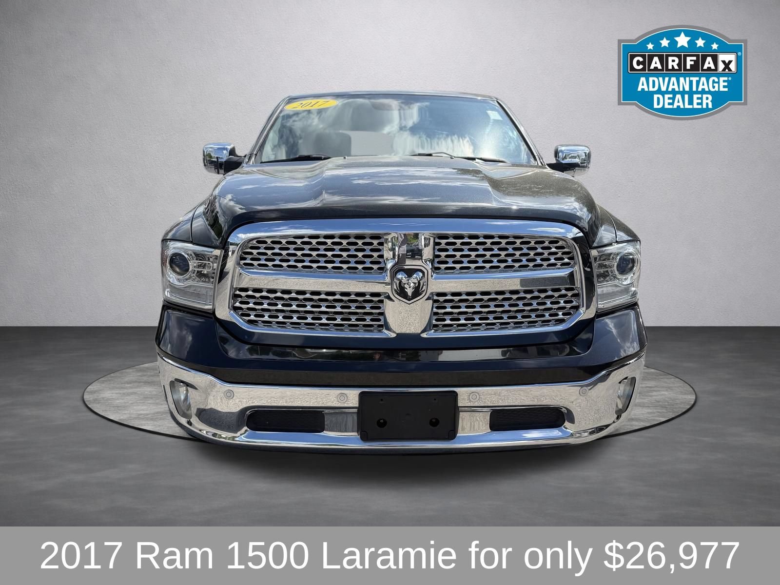 Used 2017 RAM 1500 Laramie w/ Convenience Group AWD/4WD image 9