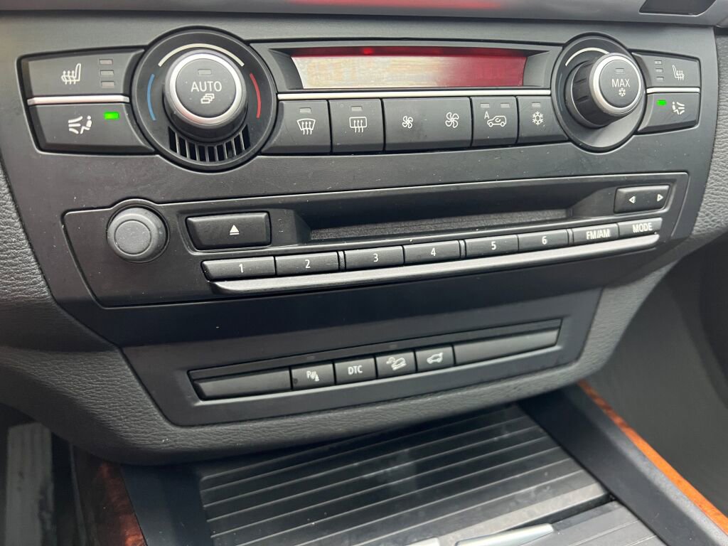 Used 2009 BMW X5 xDrive30i image 26