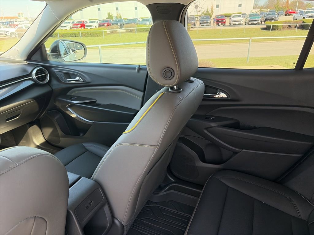 Certified 2025 Chevrolet Trax ACTIV w/ Sunroof Package image 45