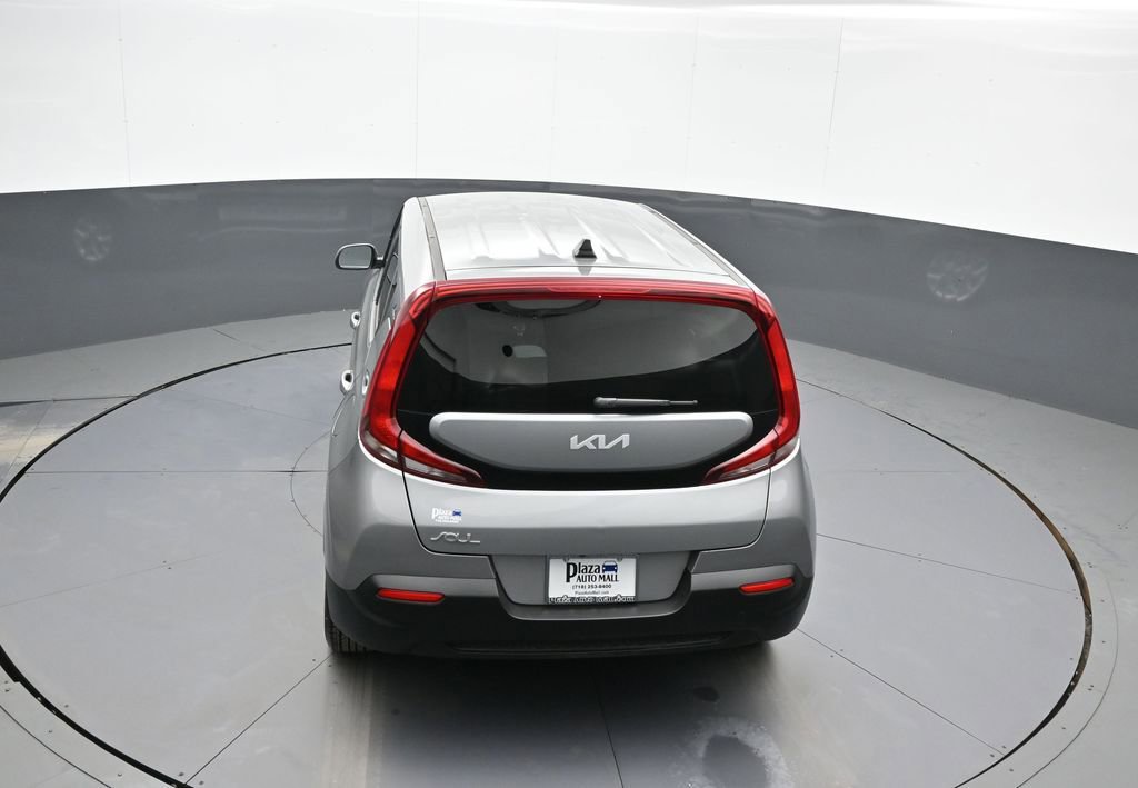 Certified 2022 Kia Soul LX w/ Technology Package image 37