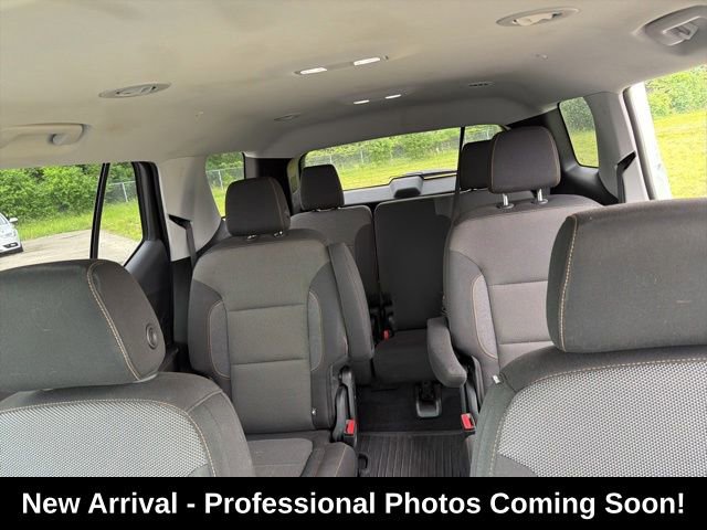 Used 2018 Chevrolet Traverse LT FWD image 12