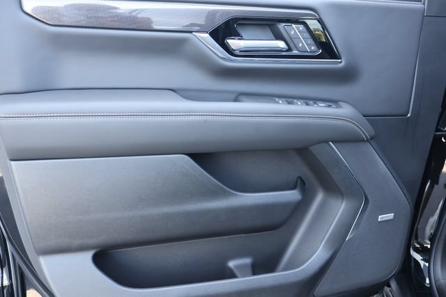 New 2026 GMC Yukon XL Elevation AWD/4WD image 13