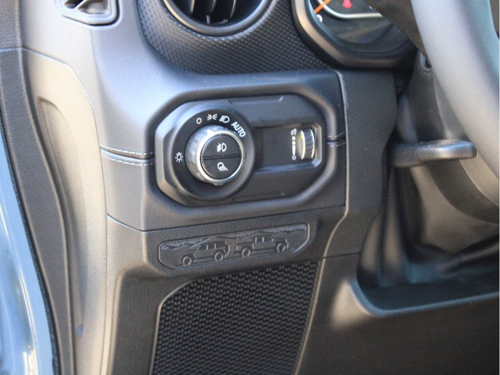 New 2026 Jeep Gladiator Mojave AWD/4WD image 15