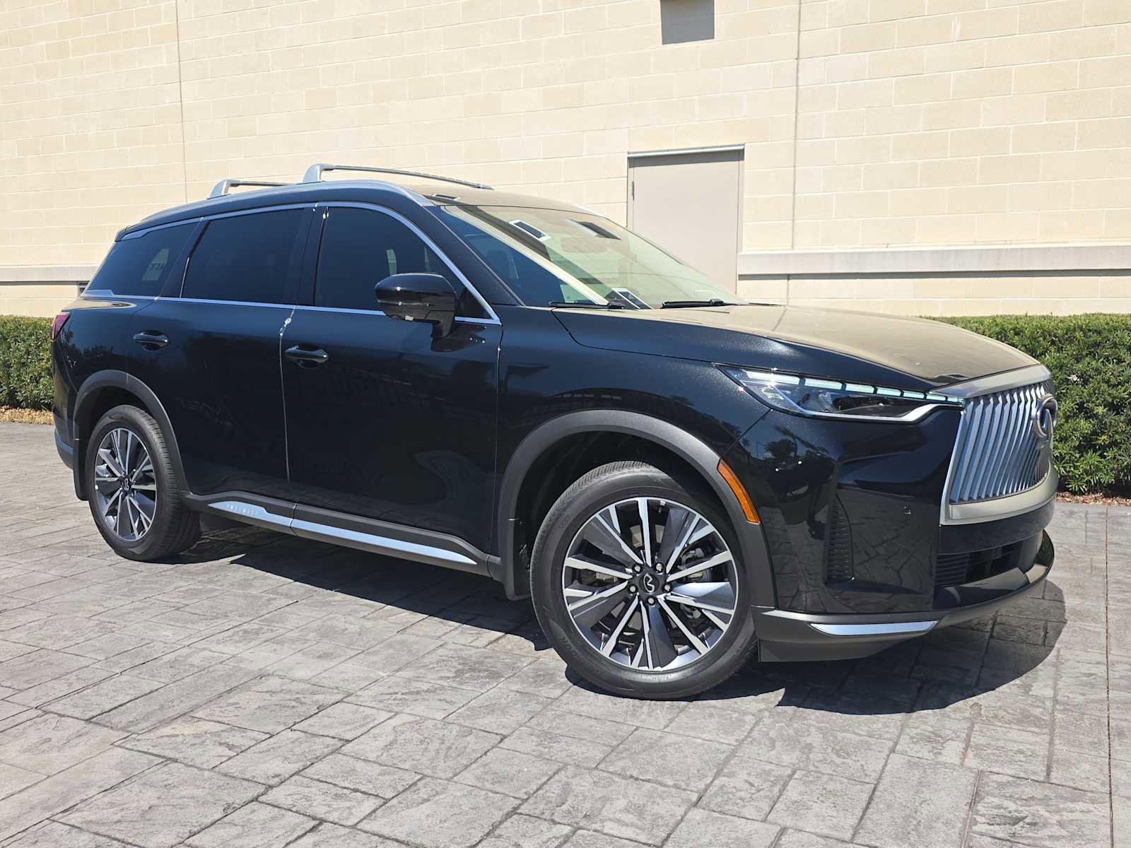 Certified 2026 INFINITI QX60 Luxe w/ Cargo Package image 27