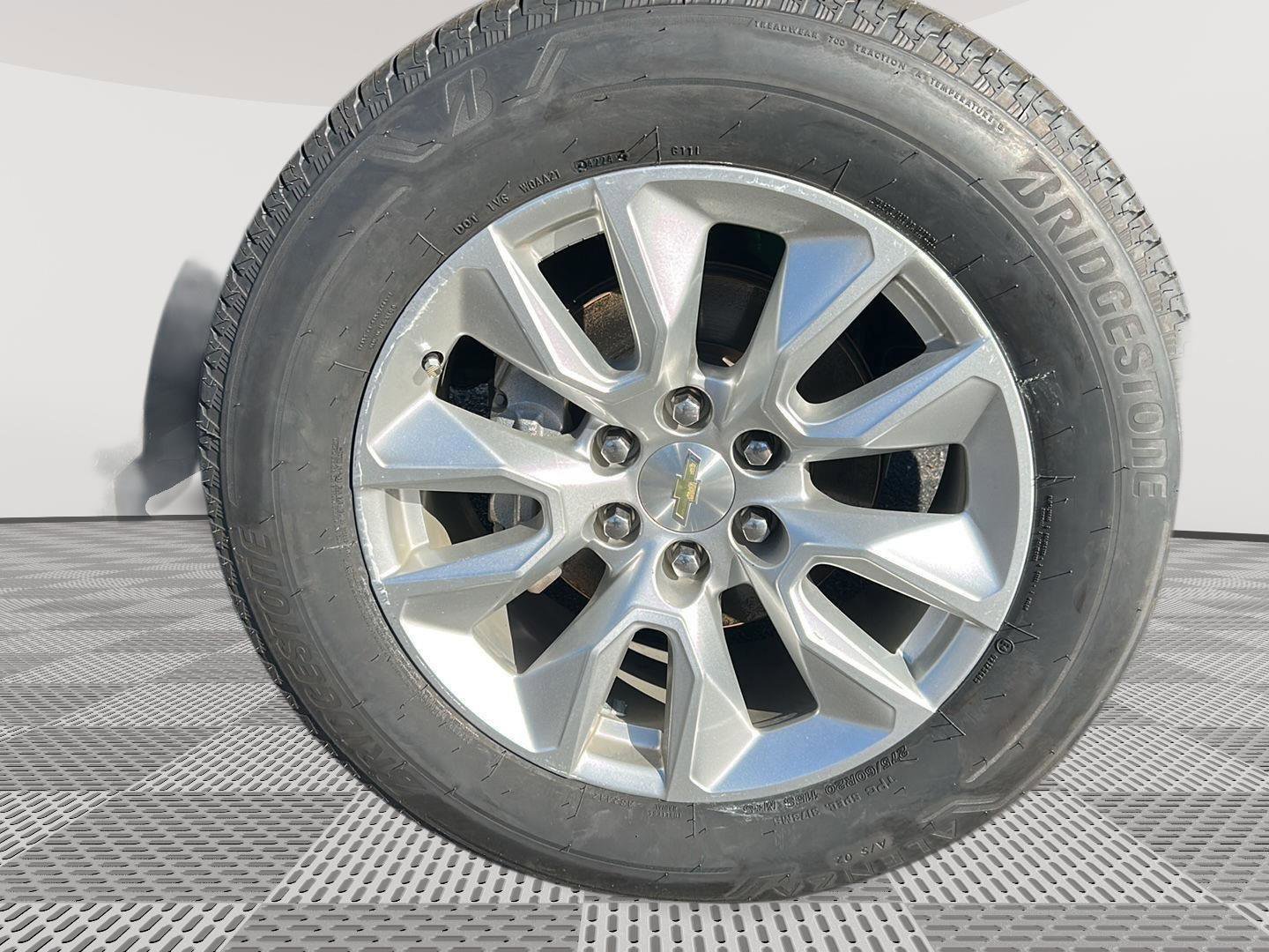 Used 2020 Chevrolet Silverado 1500 Custom w/ Custom Value Package image 27