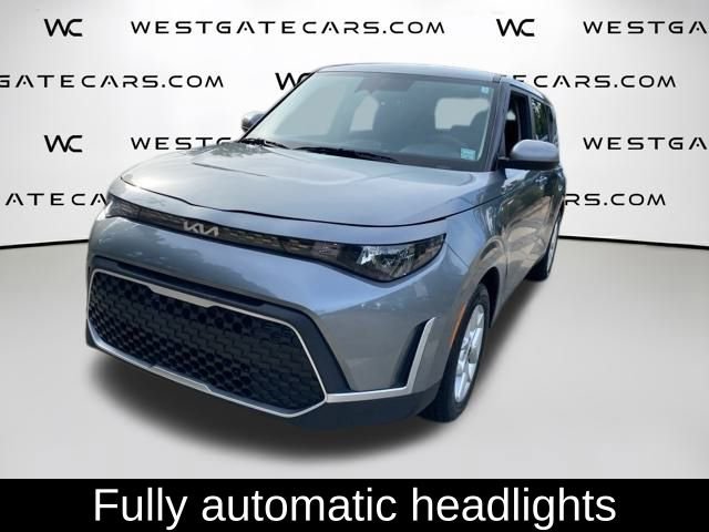 Used 2023 Kia Soul S FWD image 8