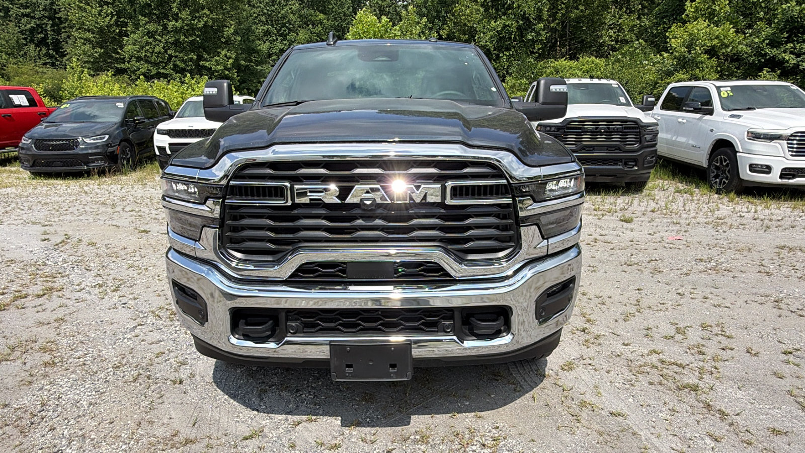 Used 2025 RAM 2500 Big Horn AWD/4WD image 3
