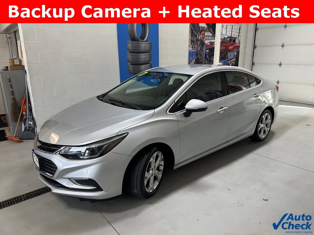 Used 2017 Chevrolet Cruze Premier image 3