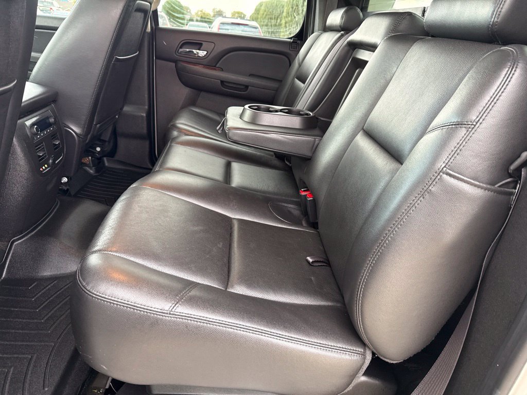 Used 2012 Chevrolet Avalanche LTZ AWD/4WD image 19