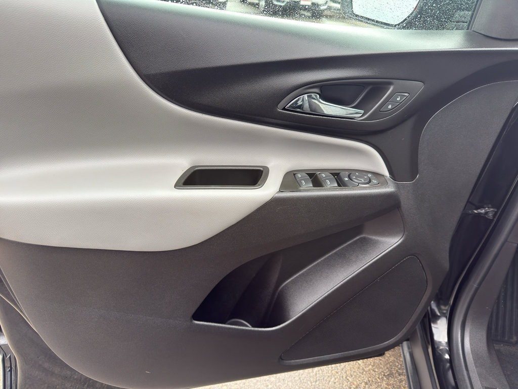 Used 2024 Chevrolet Equinox LS w/ Midnight Edition image 13