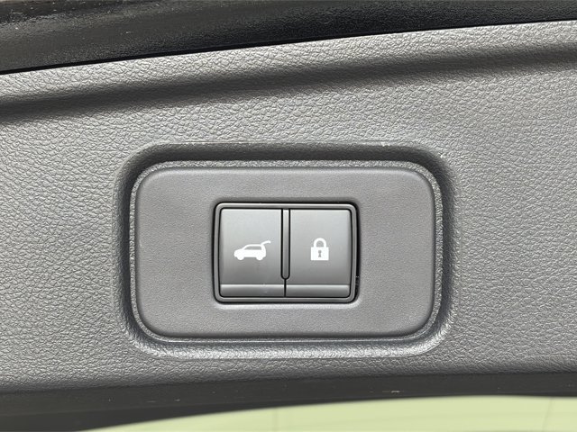 Certified 2025 Nissan Pathfinder Platinum w/ Cargo Package AWD/4WD image 15
