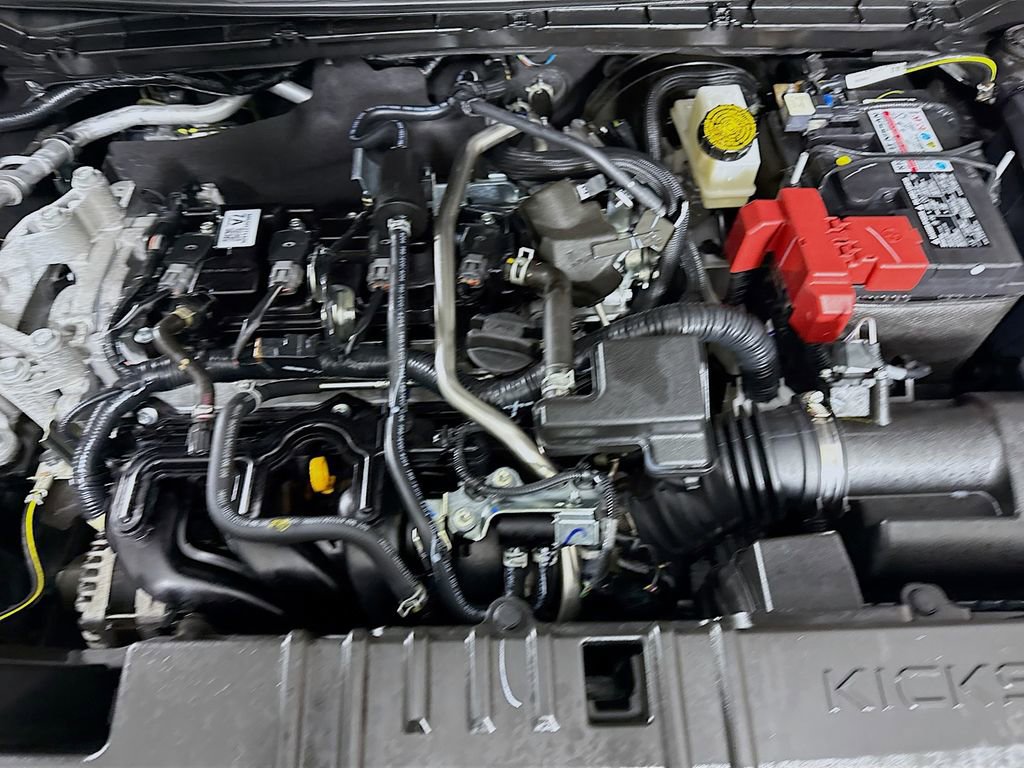 Certified 2025 Nissan Kicks SV image 31