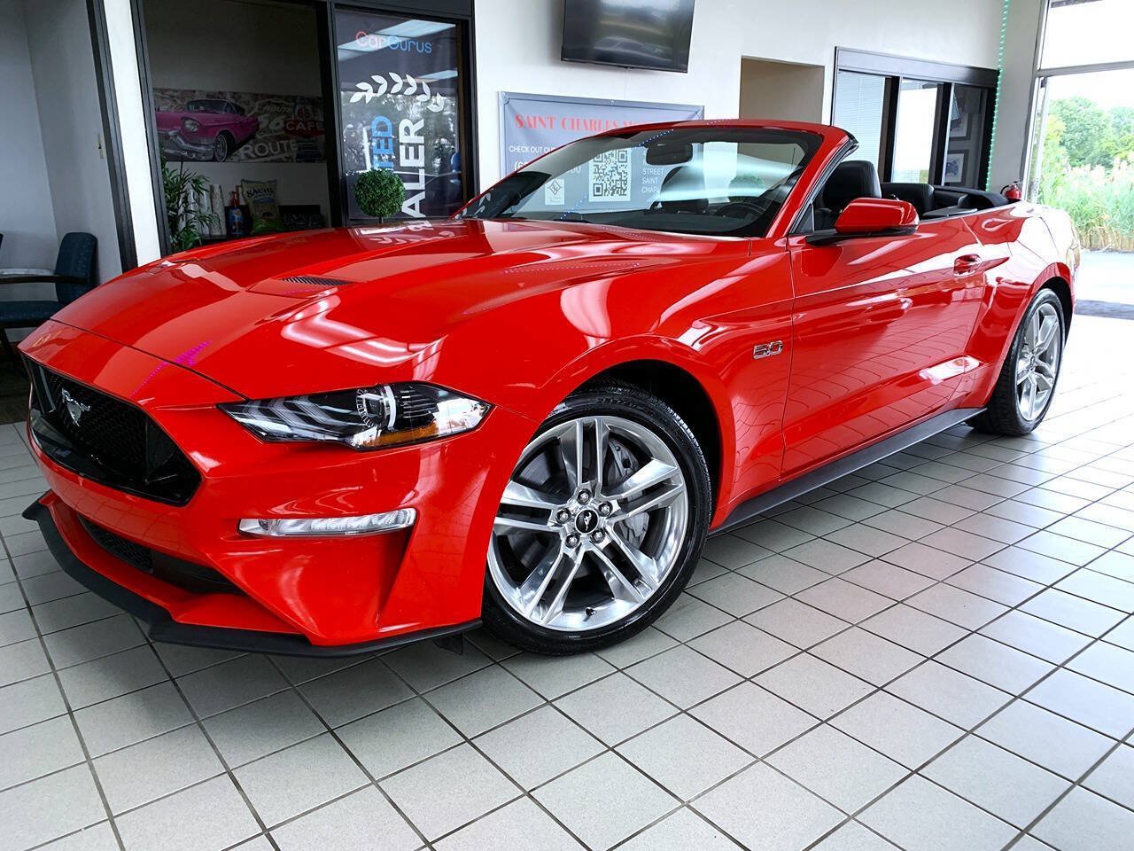 Used 2019 Ford Mustang GT Premium RWD image 2