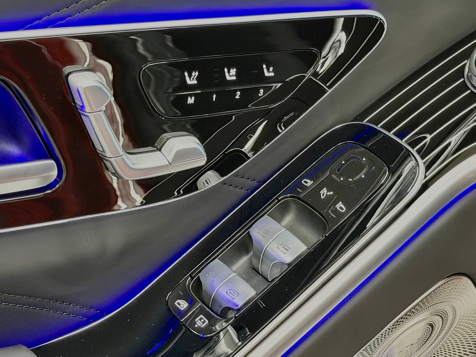 New 2026 Mercedes-Benz Maybach S 580 4MATIC image 17