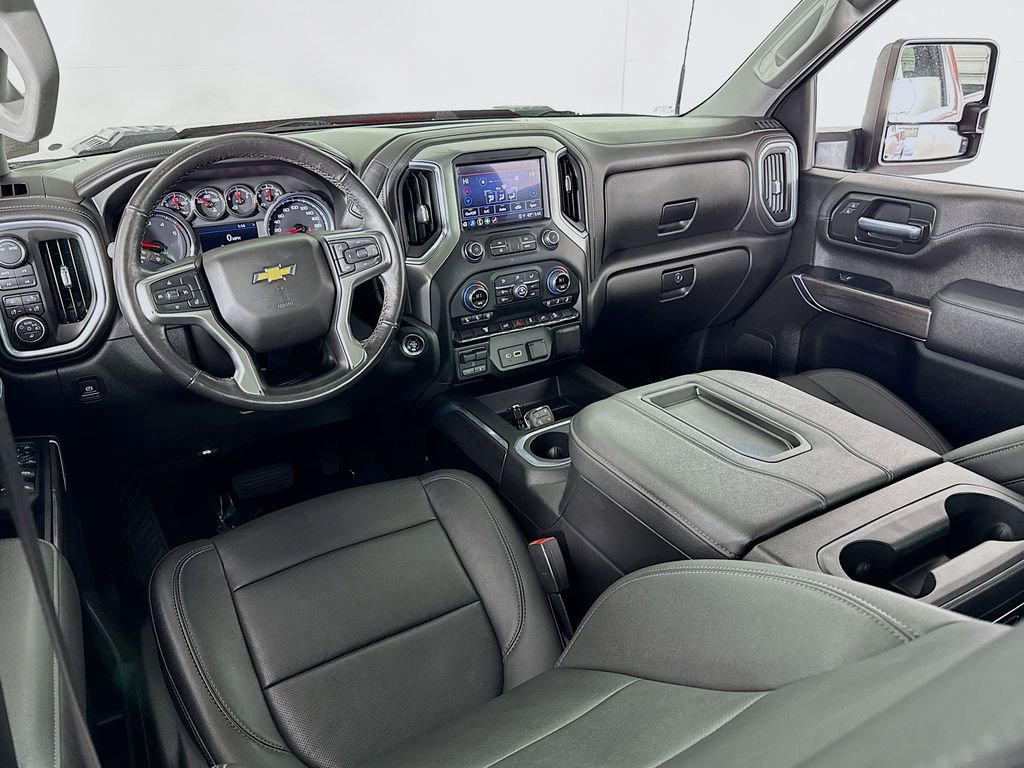 Used 2021 Chevrolet Silverado 2500 LTZ w/ LTZ Convenience Package image 30