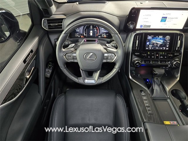 New 2025 Lexus LX 600 4WD w/ Luxury Package image 13