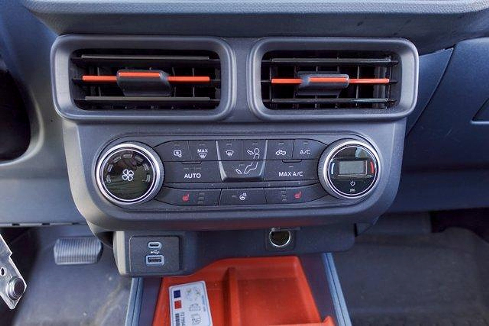 Used 2022 Ford Maverick XLT w/ Equipment Group 300A Standard AWD/4WD image 20