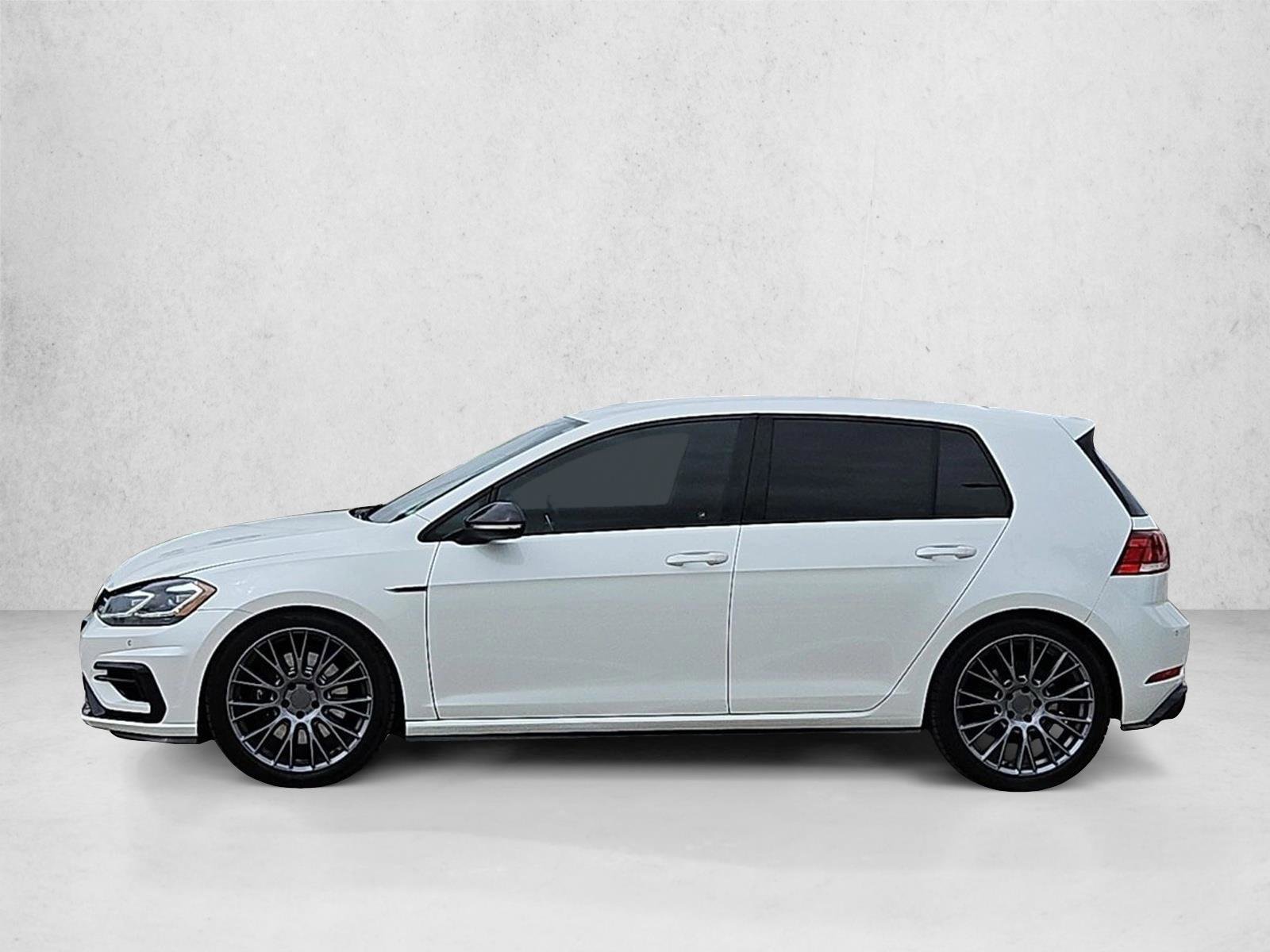 Used 2019 Volkswagen Golf 4-Door AWD/4WD image 8