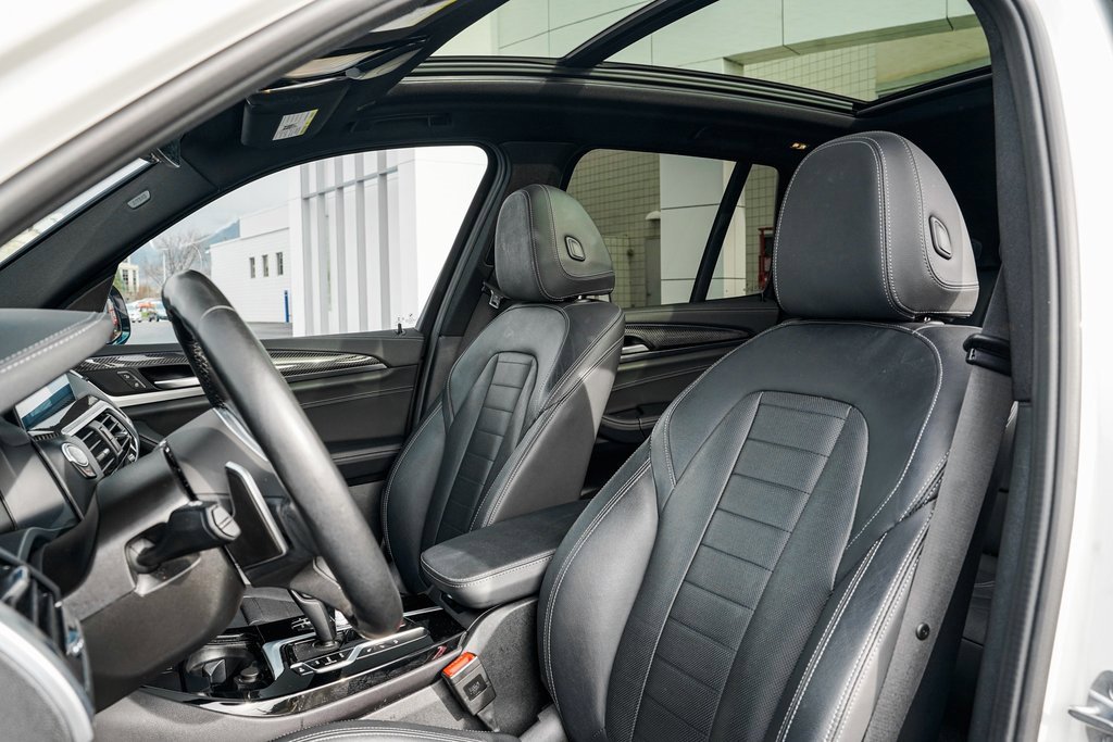Used 2021 BMW X3 M40i w/ Executive Package image 18