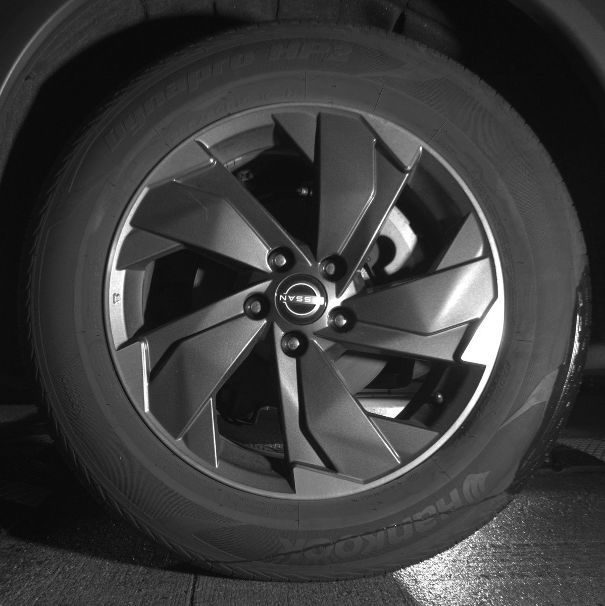 Used 2025 Nissan Rogue SV AWD/4WD image 14