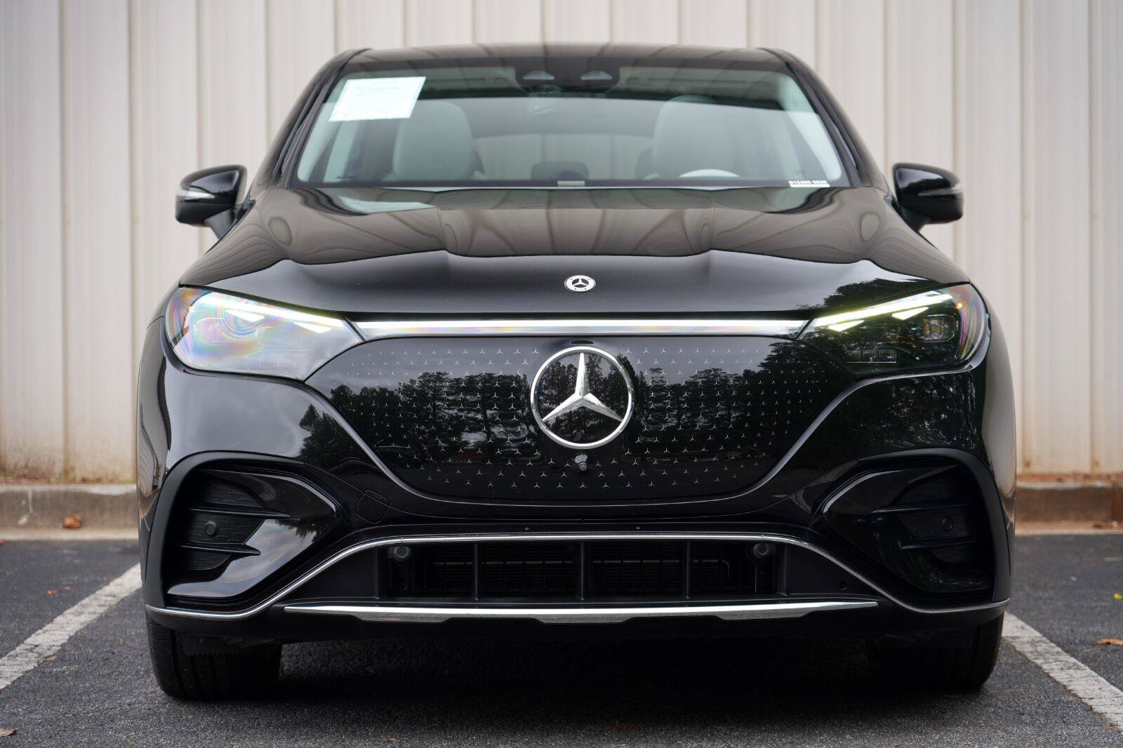 Used 2023 Mercedes-Benz EQE 500 4MATIC SUV image 7