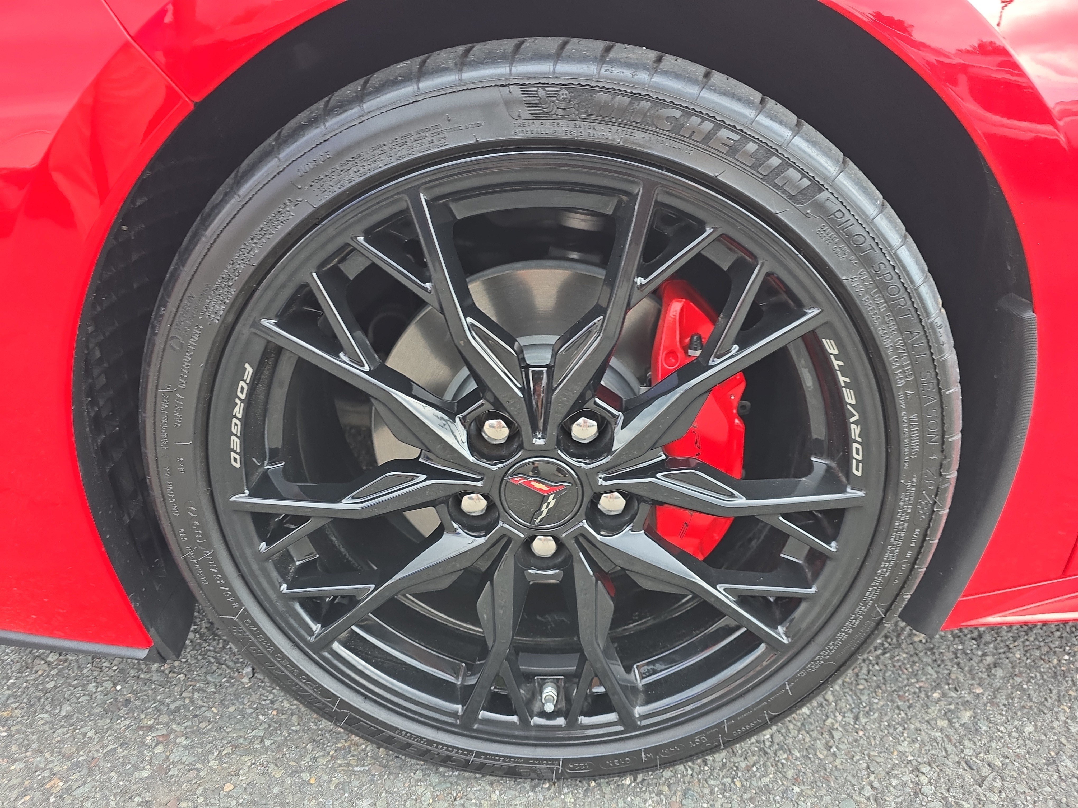 Used 2024 Chevrolet Corvette Stingray Preferred Cpe w/ Stealth Interior Trim Package RWD image 12