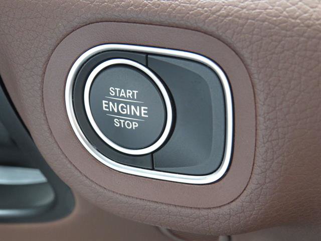 Used 2025 Mercedes-Benz GLE 450e 4MATIC w/ Winter Package image 14