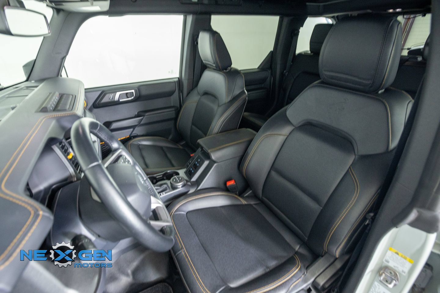 Used 2024 Ford Bronco Badlands AWD/4WD image 28