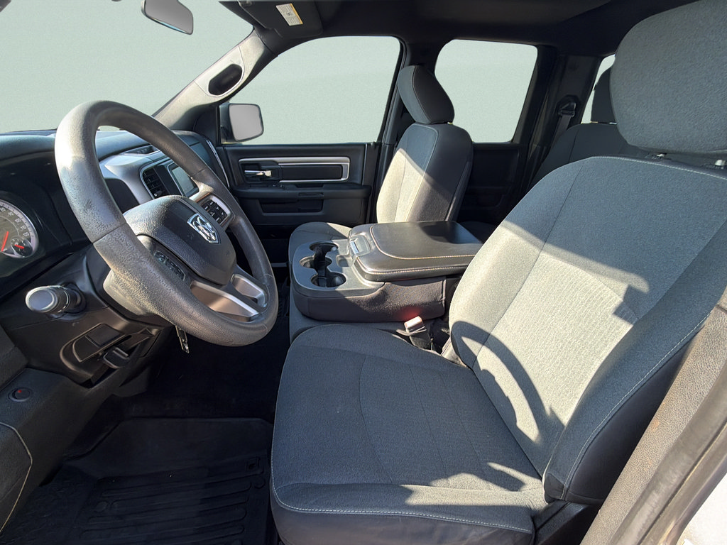 Used 2022 RAM 1500 Warlock AWD/4WD image 19