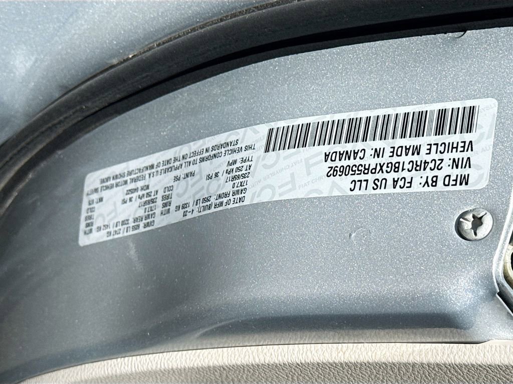 Used 2023 Chrysler Pacifica Touring-L FWD image 28