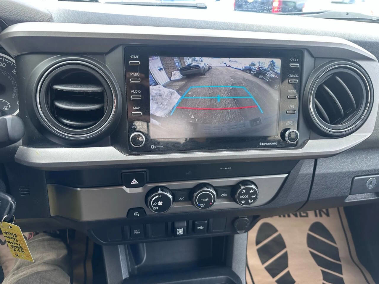 Used 2020 Toyota Tacoma SR5 image 19