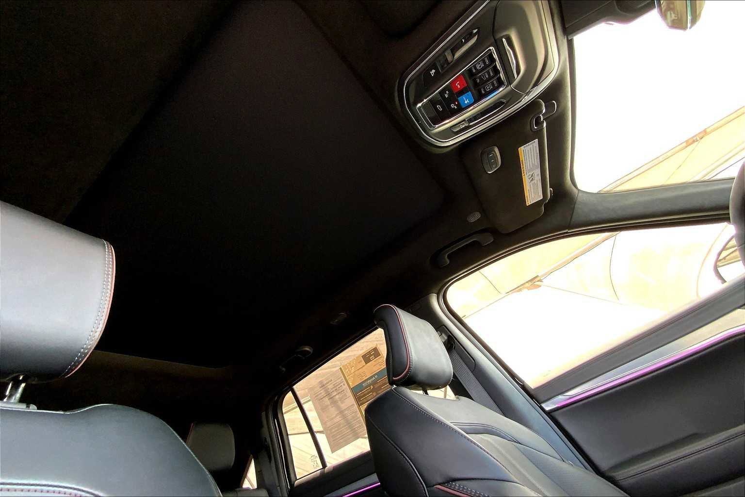 Used 2024 Jeep Wagoneer Launch Edition image 25