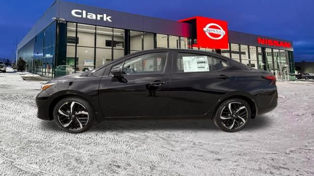 New 2025 Nissan Versa SR w/ Trunk Package image 4