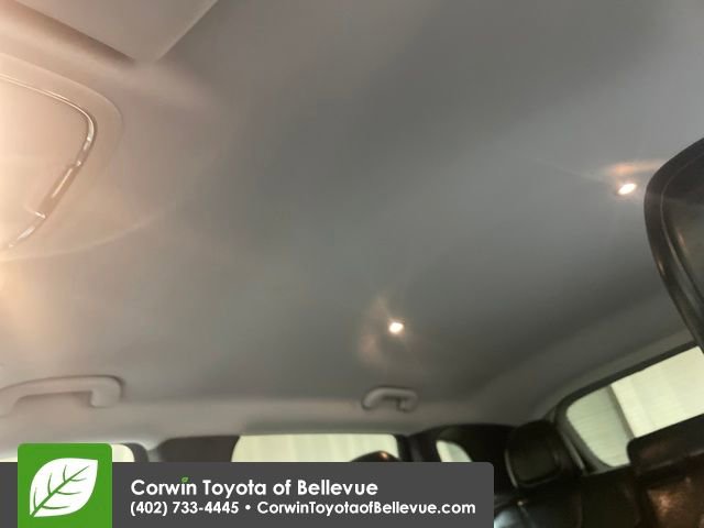 Used 2019 Jeep Cherokee Limited image 21