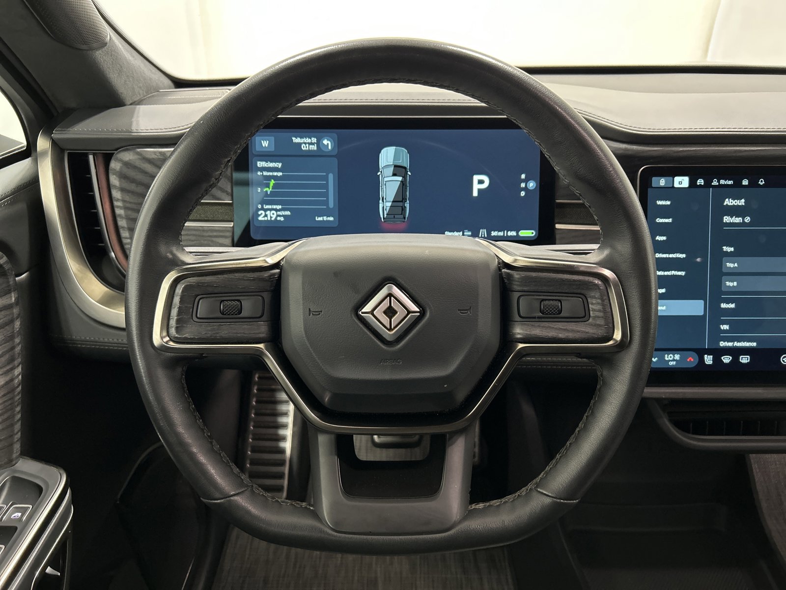 Used 2023 Rivian R1S Adventure AWD/4WD image 23