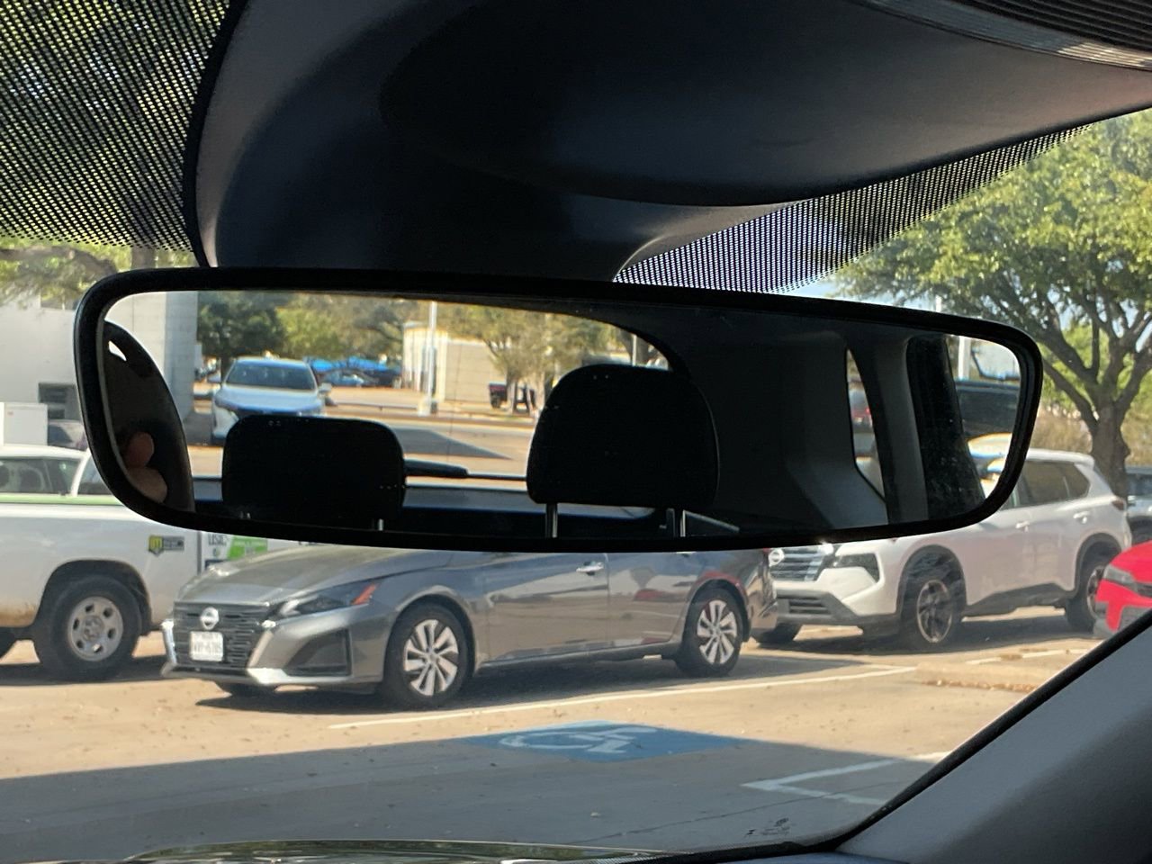 Used 2025 Volkswagen Taos S image 27