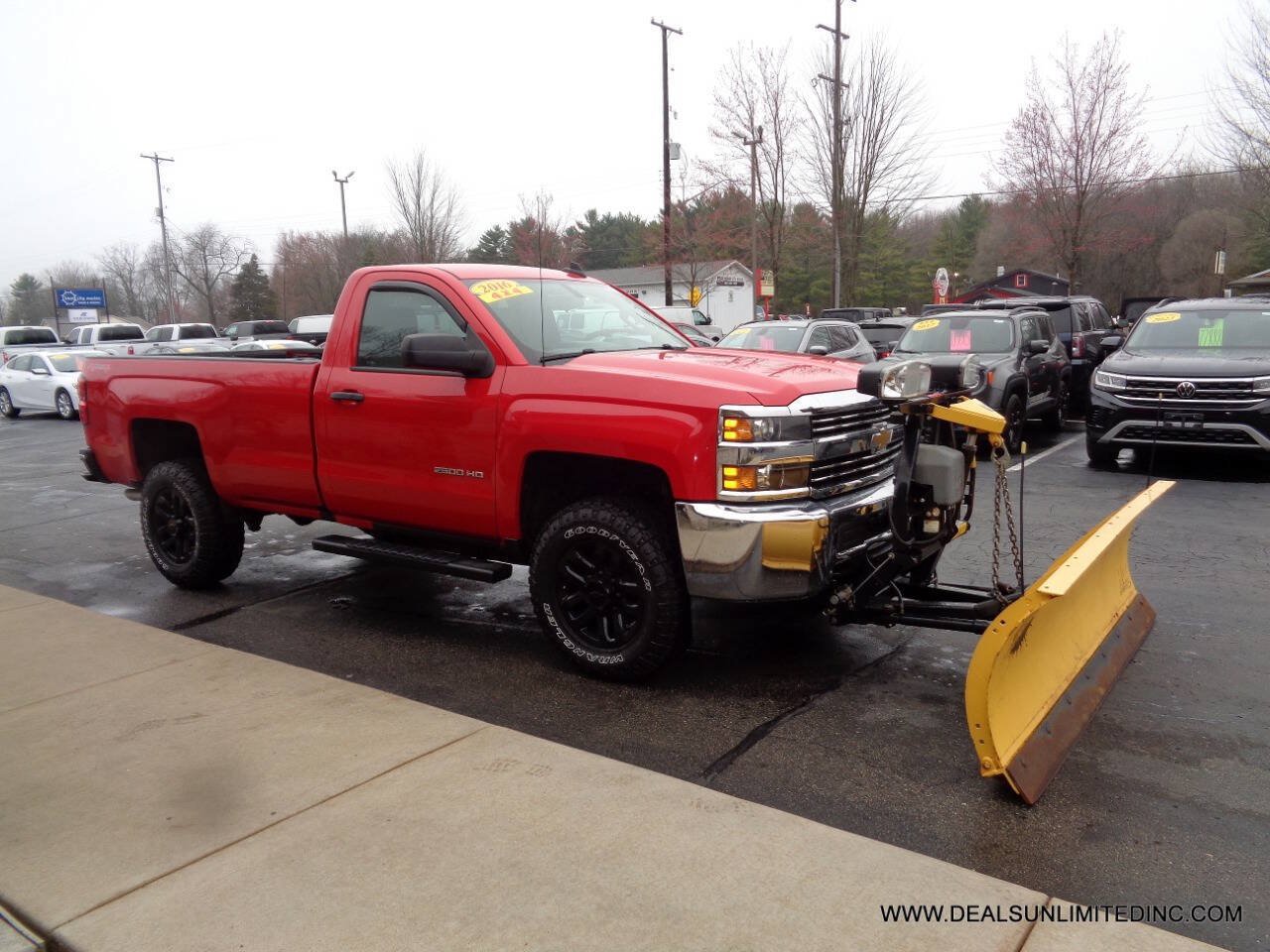 Used 2016 Chevrolet Silverado 2500 W/T w/ WT Convenience Package AWD/4WD image 2