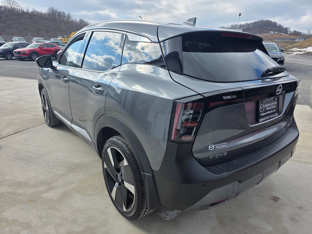 Used 2025 Nissan Kicks SR image 7