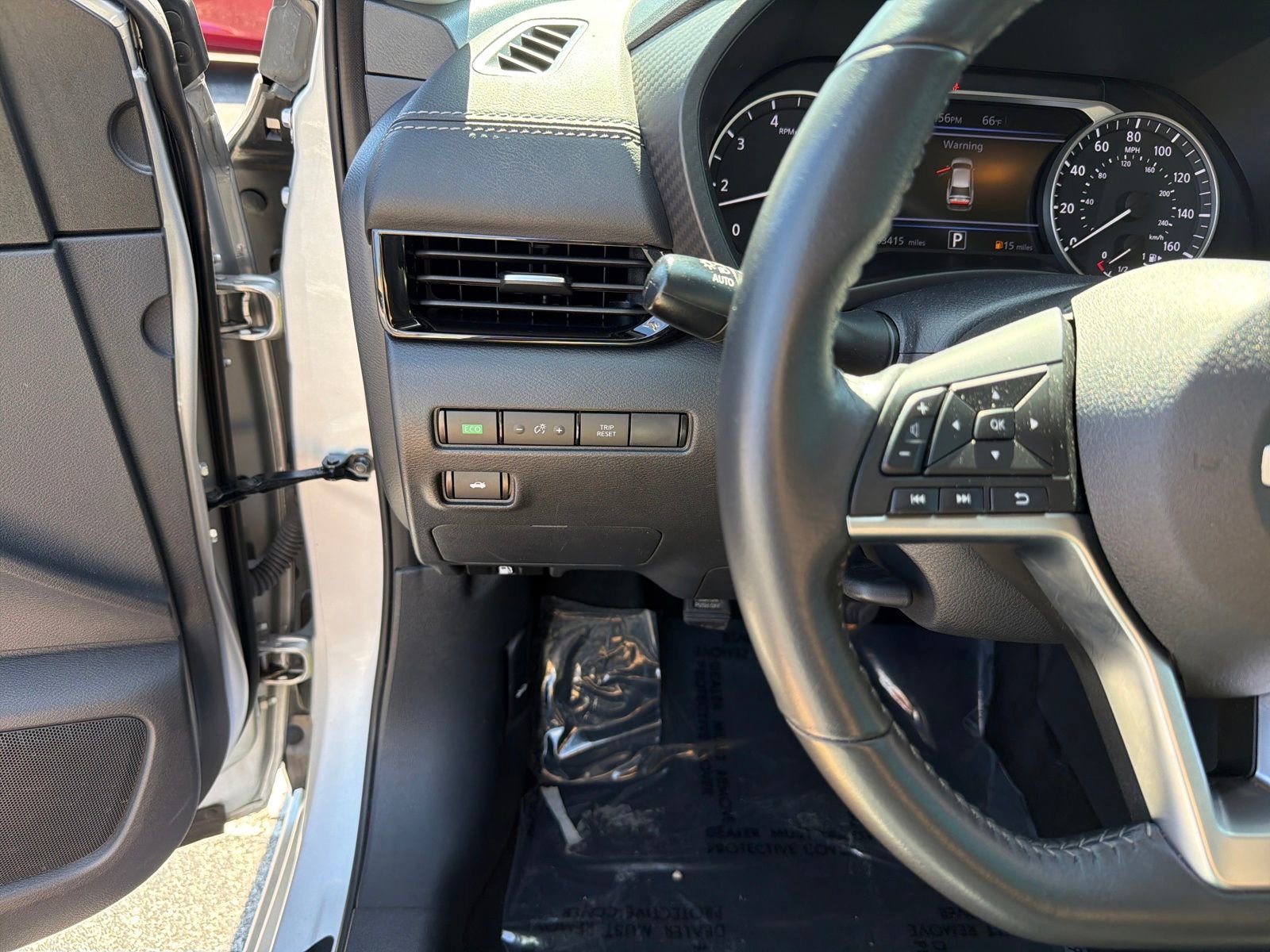 Used 2023 Nissan Sentra SV w/ Trunk Package image 15