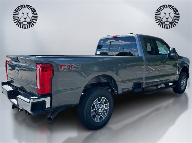 New 2025 Ford F350 XLT w/ FX4 Off-Road Package image 5