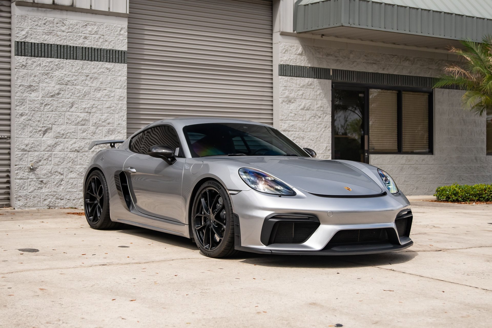 Used 2020 Porsche 718 Cayman GT4 image 4
