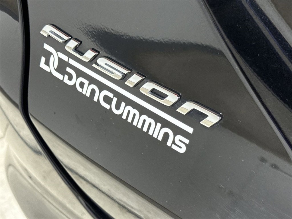 Used 2017 Ford Fusion SE w/ Fusion SE Technology Package image 27