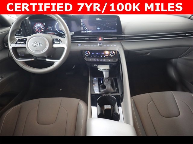 Used 2023 Hyundai Elantra SEL w/ Convenience Package image 18