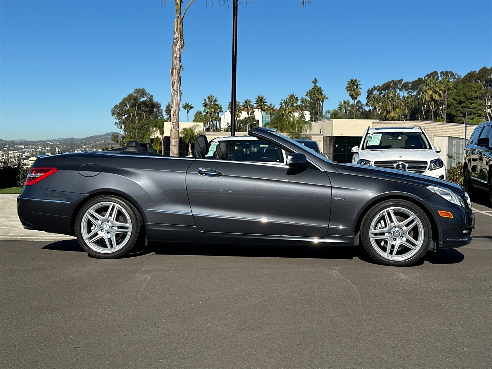 Used 2012 Mercedes-Benz E 350 Cabriolet image 2