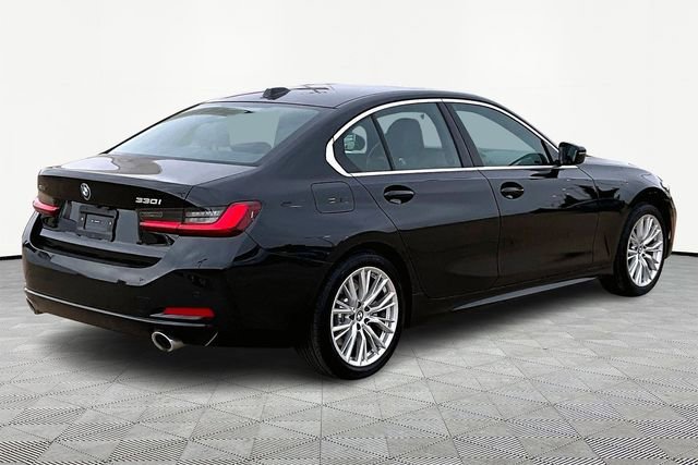 Used 2024 BMW 330i xDrive Sedan AWD/4WD image 2