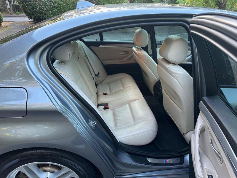 Used 2014 BMW 528i xDrive Sedan AWD/4WD image 40