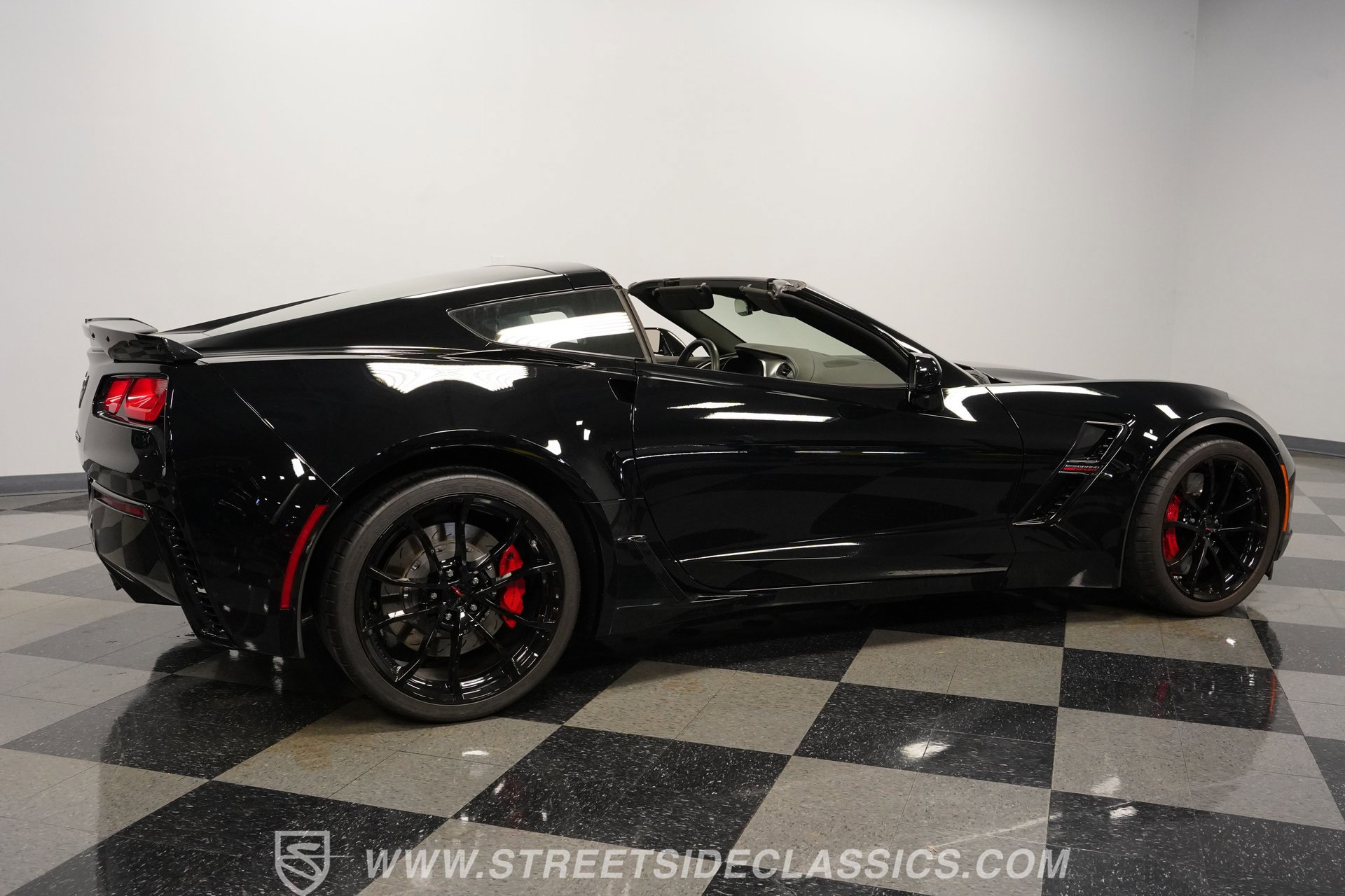 Used 2019 Chevrolet Corvette Grand Sport w/ Battery Protection Package image 13