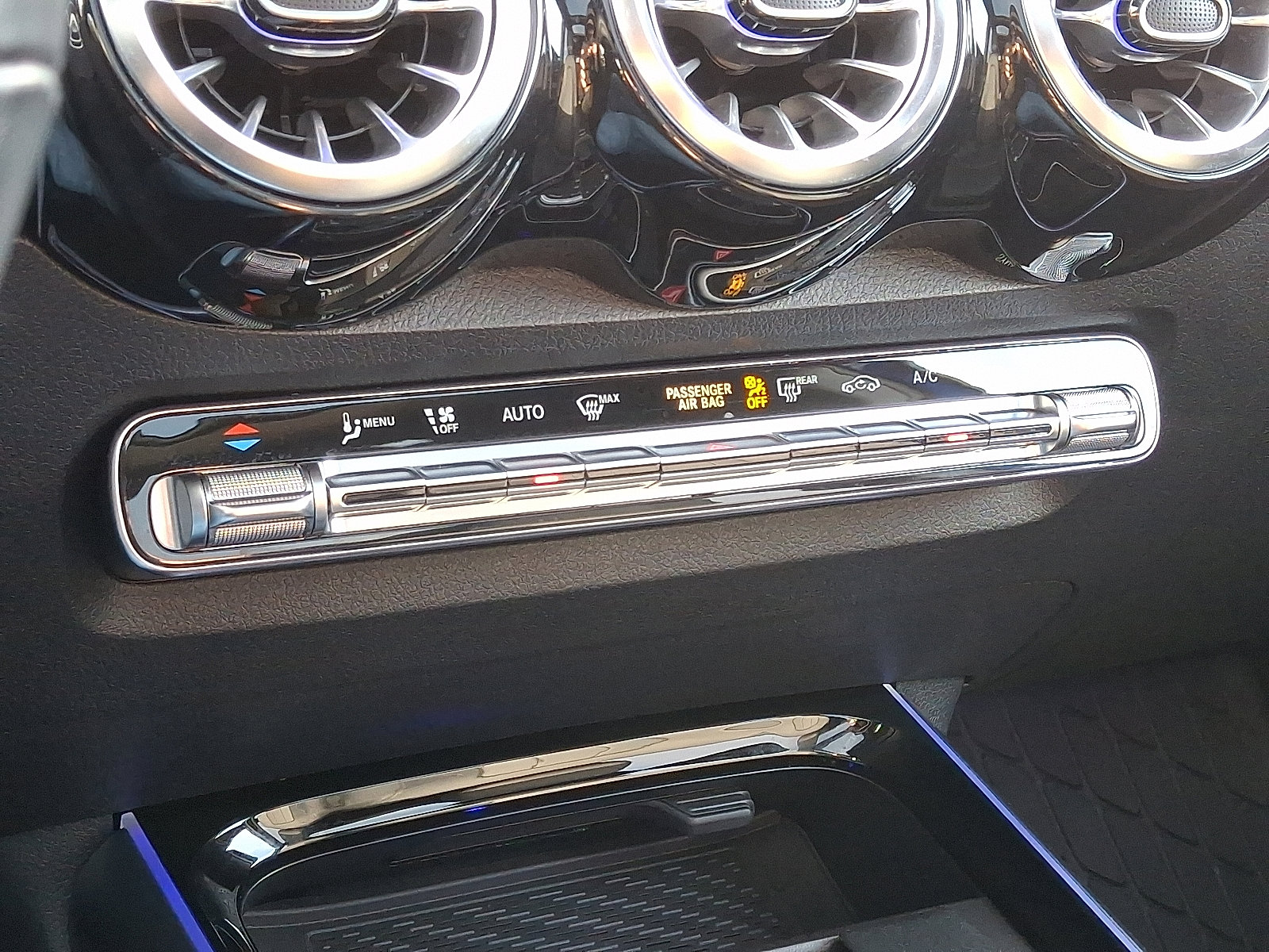 Certified 2023 Mercedes-Benz GLB 250 4MATIC image 17