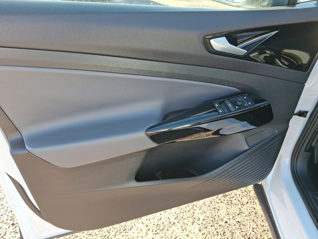 Used 2022 Volkswagen ID.4 Pro image 22